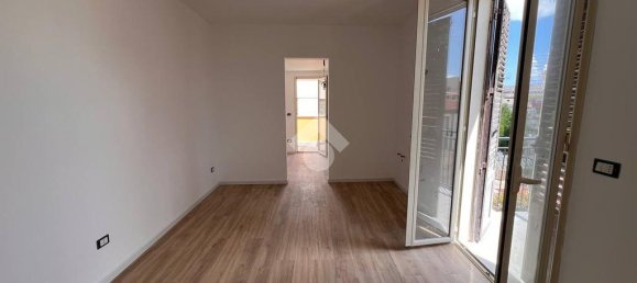 2 Schlafzimmer Wohnung in Palermo, Italy, Nr. 300035 14