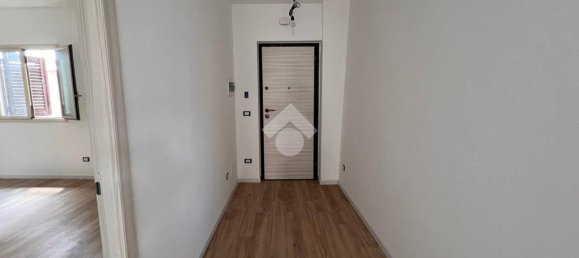 2 Schlafzimmer Wohnung in Palermo, Italy, Nr. 300035 3