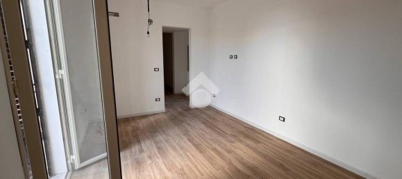 2 Schlafzimmer Wohnung in Palermo, Italy, Nr. 300035 13