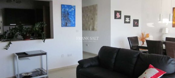 3 bedrooms Apartment in Sliema, Malta No. 8639 3