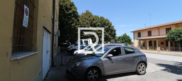  Commercial property in Russi, Italy No. 306619 19