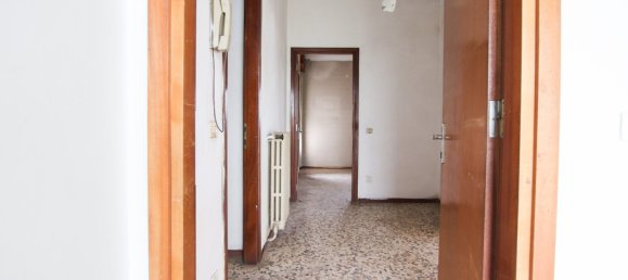 3 chambres Villa à Oleggio, Italy No. 324601 10