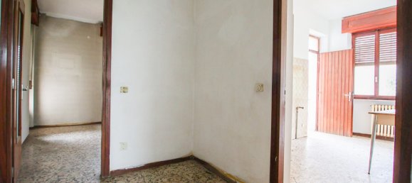 3 chambres Villa à Oleggio, Italy No. 324601 4