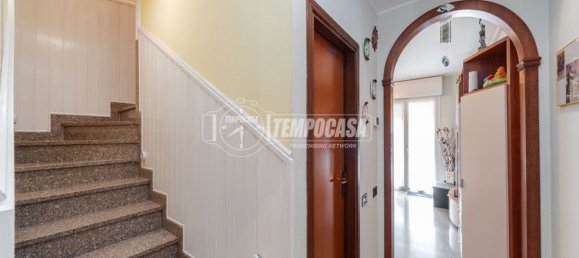 3-salle Duplex à Muggiò, Italy No. 201642 17