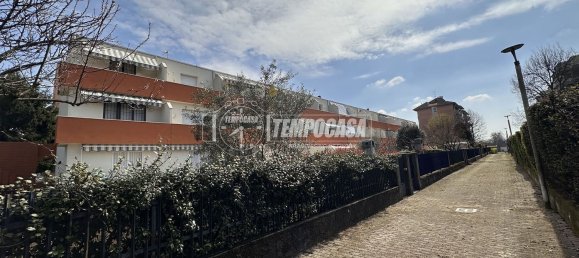 3-salle Duplex à Muggiò, Italy No. 201642 3