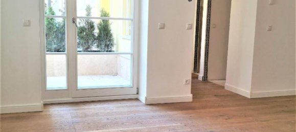 Apartamento de 2 dormitorios en Hietzing, Austria No. 192182 3