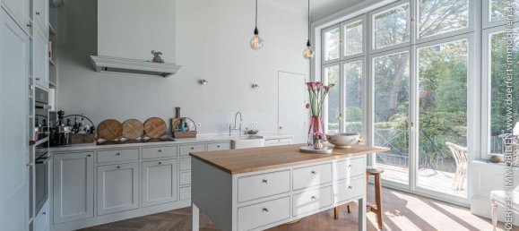 7 bedrooms Villa in Eimsbuttel, Germany No. 28582 5