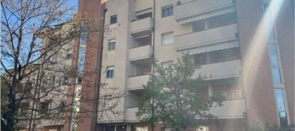 4 rooms Apartment in Imola, Italy No. 262104 2