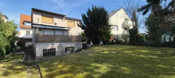 7 rooms Townhouse in Hochtaunuskreis, Germany No. 36534 2