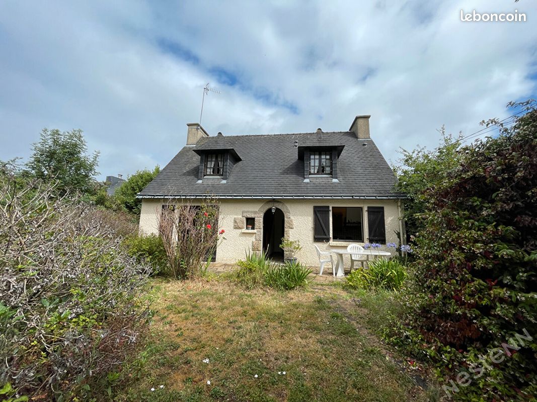 Дом с 4 спальнями в Локоаль-Мандон, Франция № 202098