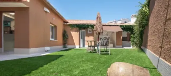 5 bedrooms House in Ribeira, Spain No. 182629 4