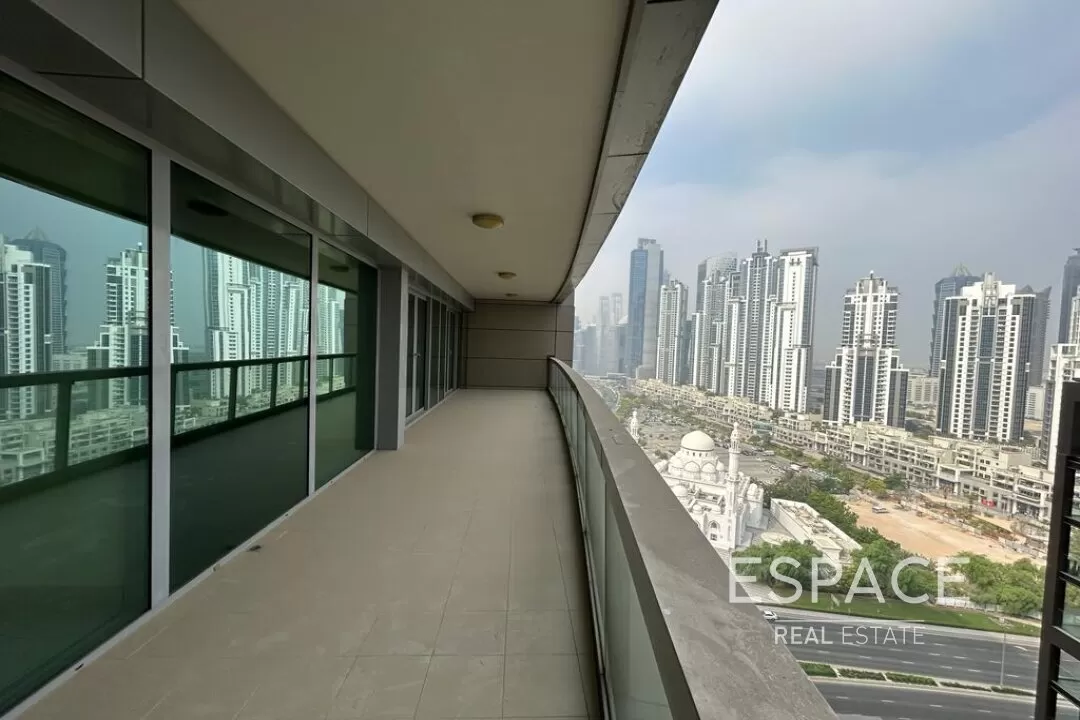 2 bedrooms Apartment in 8 BOULEVARD WALK, Downtown Dubai (Downtown Burj Dubai), UAE No. 118336