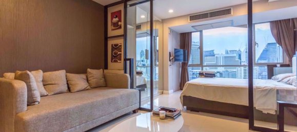 Studio in the Condo in Watthana, Thailand No. 10070 2