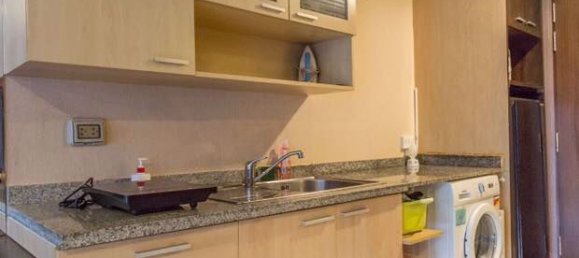 Studio in the Condo in Watthana, Thailand No. 10070 6