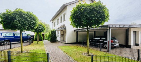 4-salle Maison de ville à Bielefeld, Germany No. 249510 2