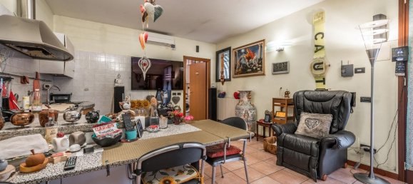 3غرفة منزل في Bologna, Italy رقم 166844 24