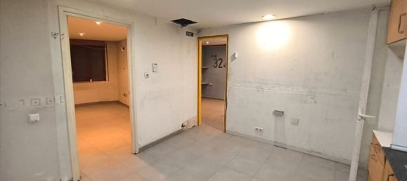 59m² Commercial property in Torredembarra, Spain No. 148483 8