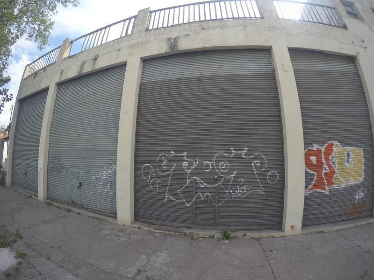 800m² Commercial property in Buenos Aires, Argentina No. 24236