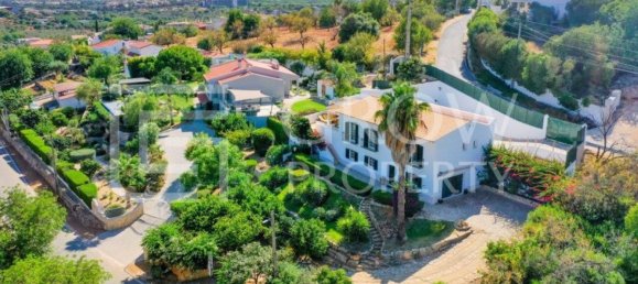 3 bedrooms House in Loule, Portugal No. 118188 3