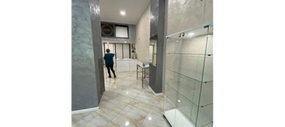 1 room Commercial property in Turin, Italy No. 308545 9