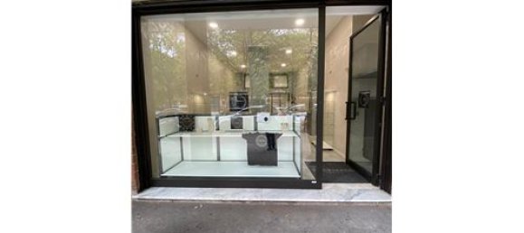 1 room Commercial property in Turin, Italy No. 308545 7