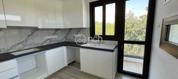 2 bedrooms Apartment in Limassol, Cyprus No. 10900 10