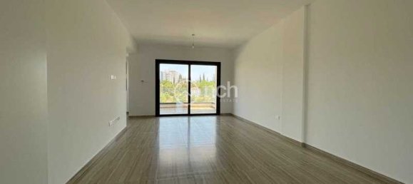 2 bedrooms Apartment in Limassol, Cyprus No. 10900 5