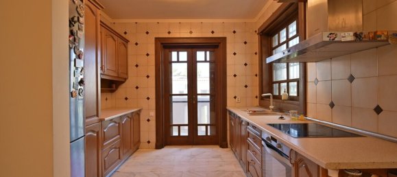 Propiedad comercial de 4 dormitorios en Voula, Greece No. 7448 12