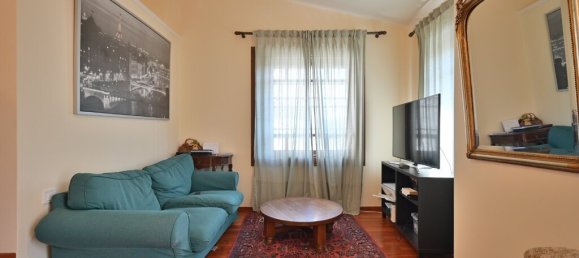 Propiedad comercial de 4 dormitorios en Voula, Greece No. 7448 22