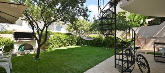 4 bedrooms Commercial property in Voula, Greece No. 7448 3