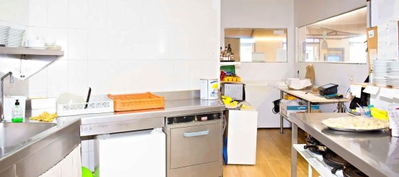 Коммерческая недвижимость 282м² в Ферроль, Испания № 54233 22