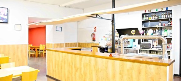 Коммерческая недвижимость 282м² в Ферроль, Испания № 54233 10