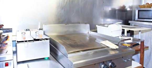 Коммерческая недвижимость 282м² в Ферроль, Испания № 54233 3