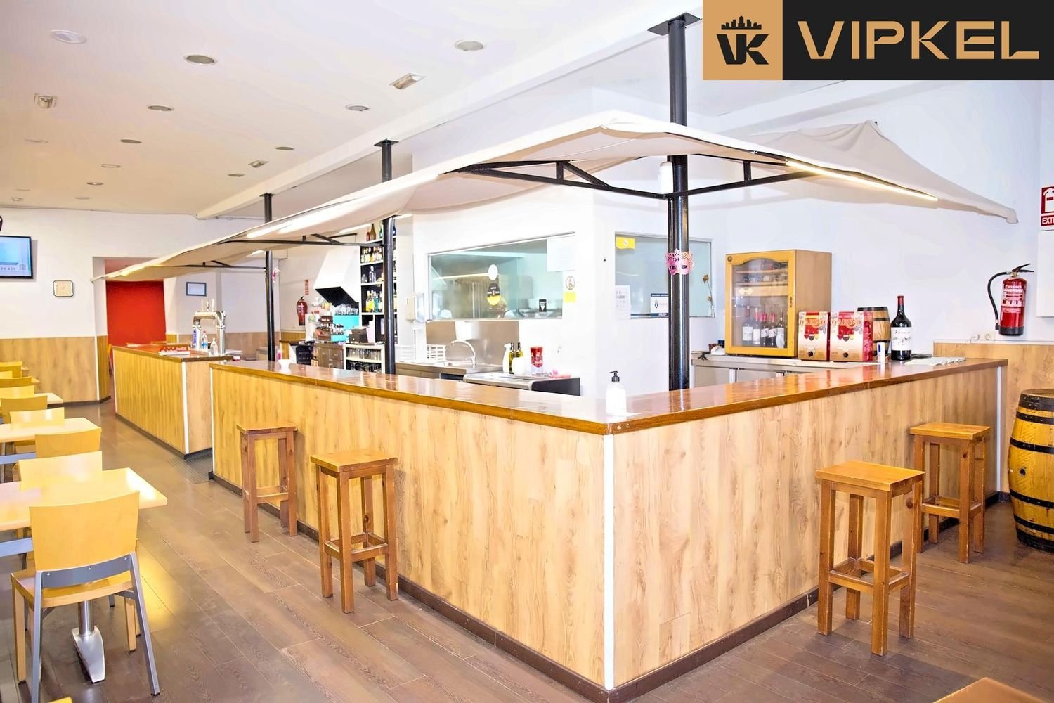 Коммерческая недвижимость 282м² в Ферроль, Испания № 54233