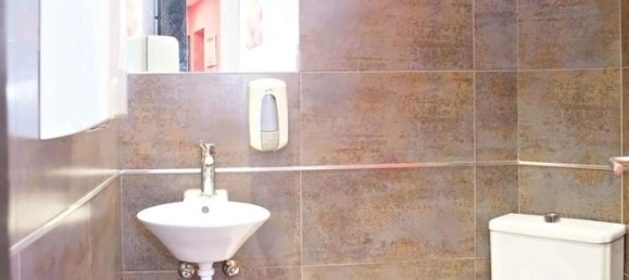 Коммерческая недвижимость 282м² в Ферроль, Испания № 54233 30