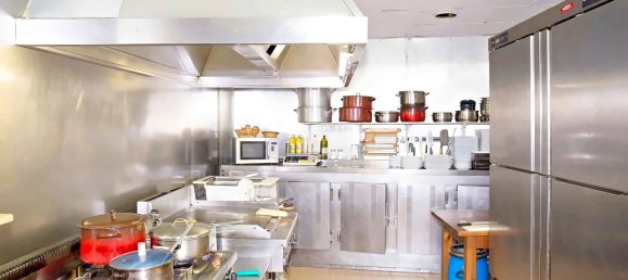 Коммерческая недвижимость 282м² в Ферроль, Испания № 54233 23