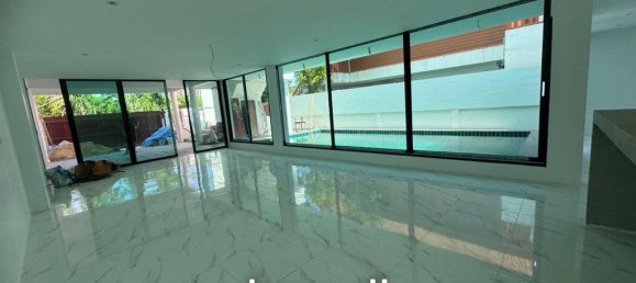 4 Schlafzimmer Villa in Phuket, Thailand, Nr. 13558 4