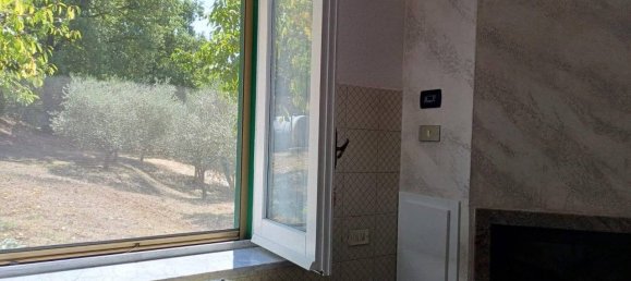 2 bedrooms House in Muro Lucano, Italy No. 33807 22