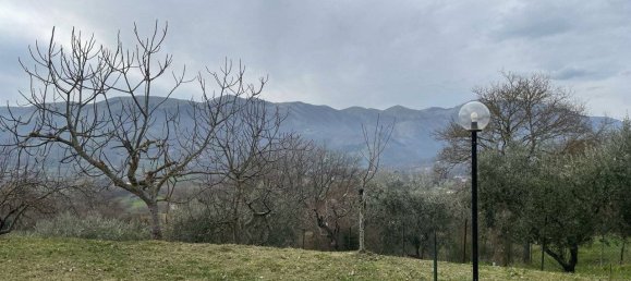 2 bedrooms House in Muro Lucano, Italy No. 33807 10