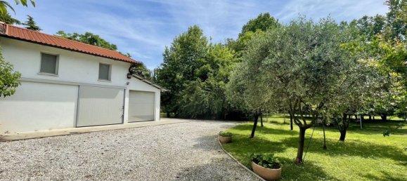 7800m² Land in Chiarano, Italy No. 261141 2