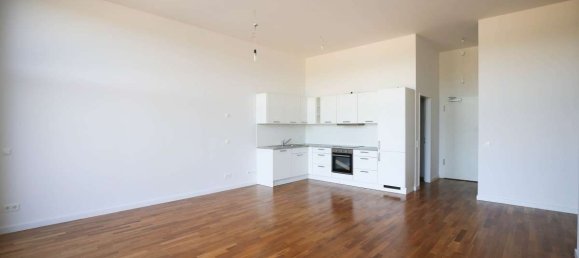 Квартира с 2 комнатами в Лихтерфельде, Германия № 333153 2