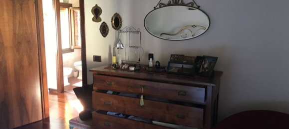 3 rooms House in Padua, Italy No. 86636 7