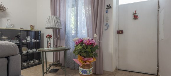 3 bedrooms Villa in Sirolo, Italy No. 328133 2