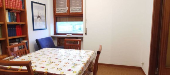 5 rooms Apartment in Sulmona, Italy No. 156030 3