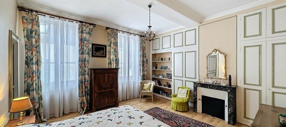 5 bedrooms House in Auxerre, France No. 204708 9