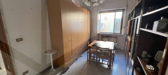 Apartamento de 2 habitaciónes en Bari, Italy No. 24010 17