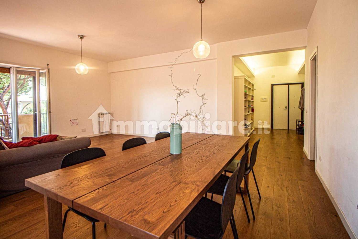 3 bedrooms Apartment in Rome, Italy No. 262577