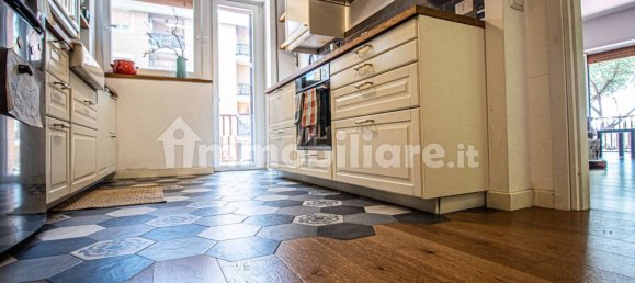 3 bedrooms Apartment in Rome, Italy No. 262577 16