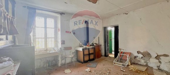 6 rooms House in Borgo Val di Taro, Italy No. 71084 10