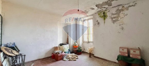 6 rooms House in Borgo Val di Taro, Italy No. 71084 27